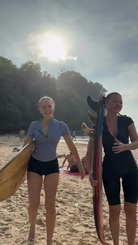 A glimpse of island life